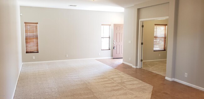 Building Photo - 44326 Caven Dr
