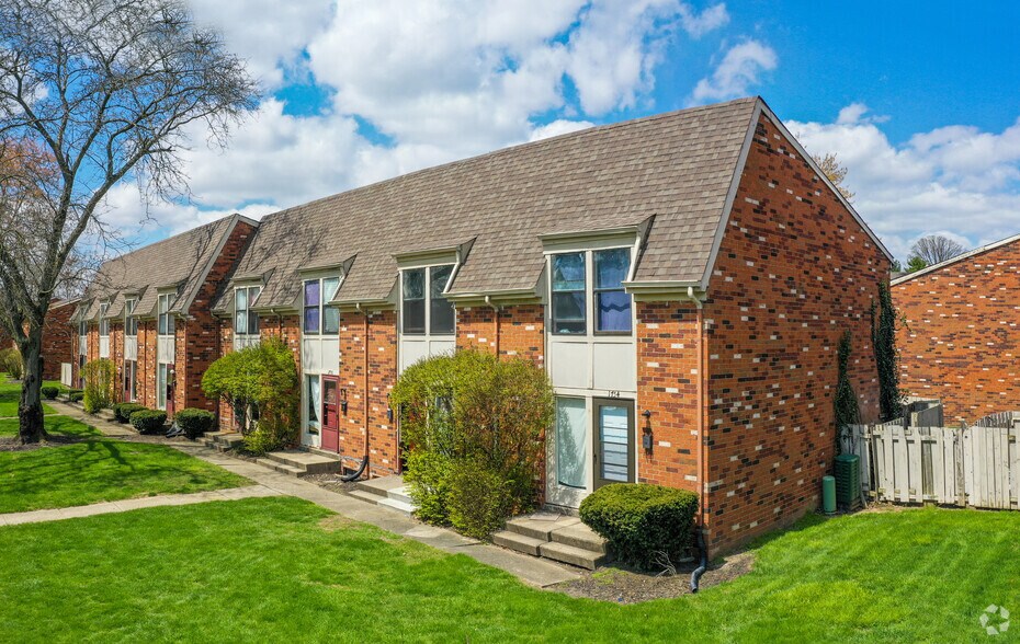 Wake Robin Apartments 1700 BobOLink Bnd Columbus OH 43229