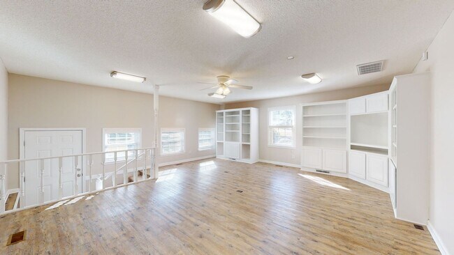 Building Photo - 4015 Freedom Way