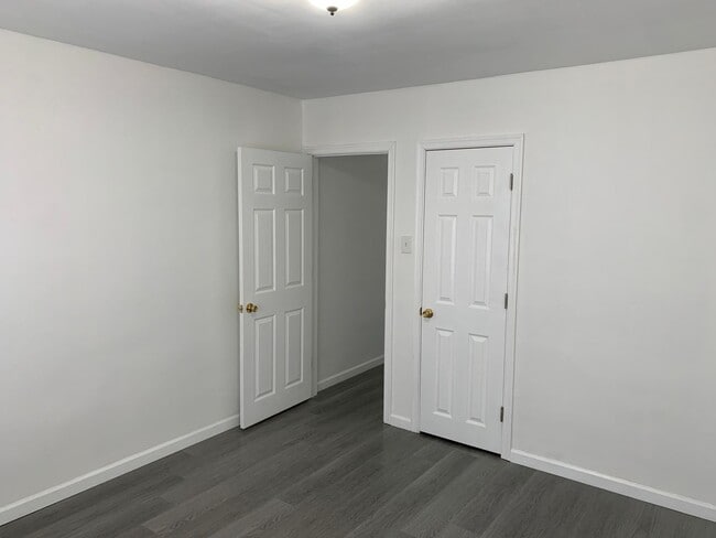 Building Photo - Renovated 3 bed 1 bath house for rent