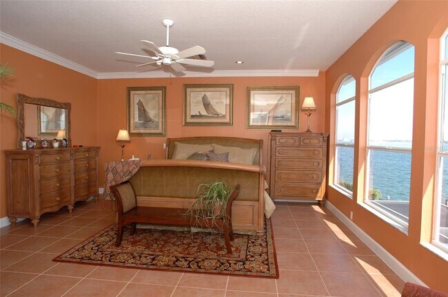 Building Photo - 202 Sand Key Estates Dr