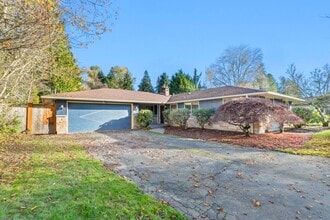 Building Photo - 4Bd/1.75Ba Seattle House