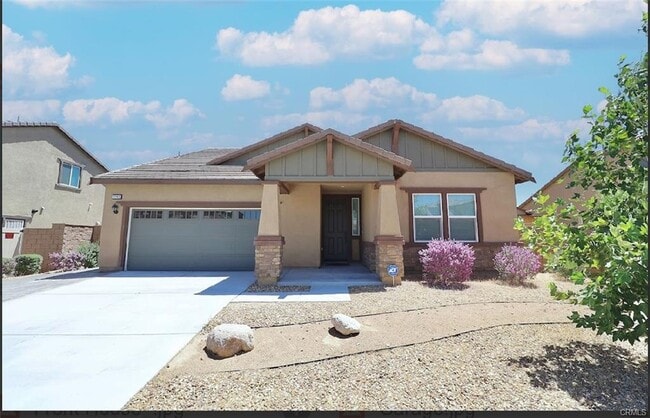 Building Photo - 11745 Sierra Moreno Wy