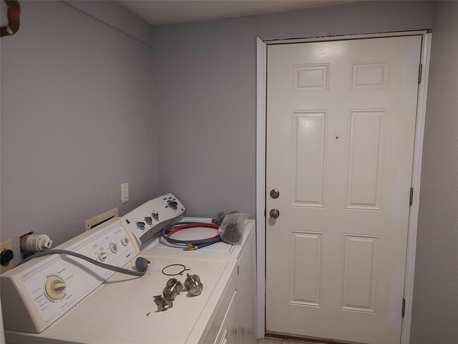 Building Photo - 2617 Wheless Ln