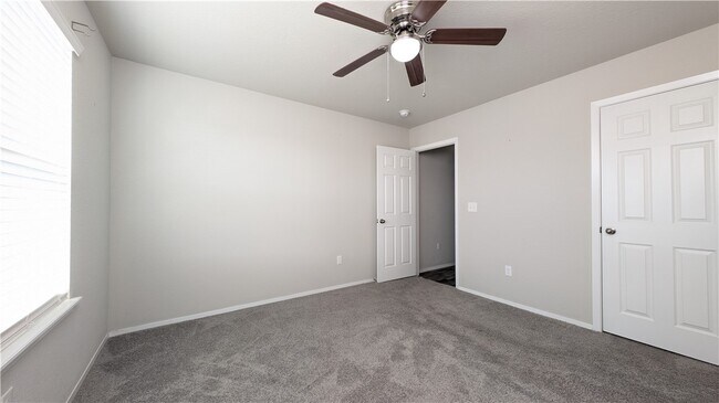 Building Photo - 716 NW 71st Ave