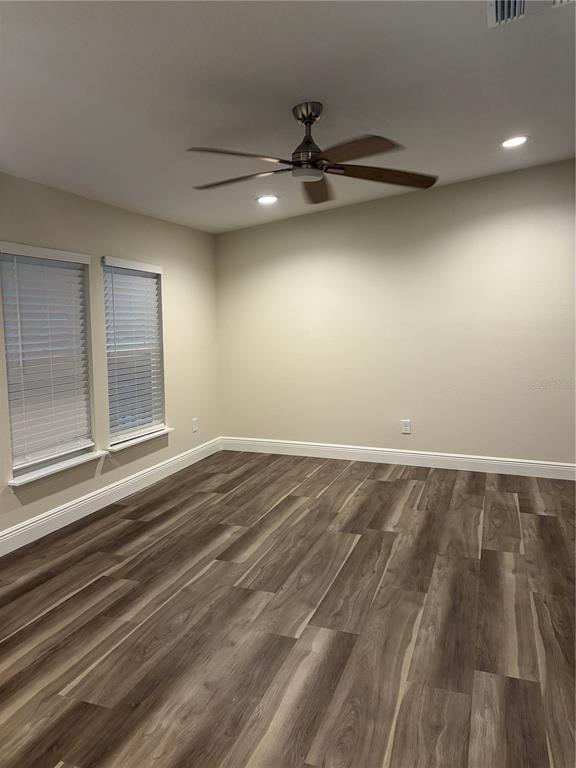 Building Photo - 10699 Quiet Cove Rd