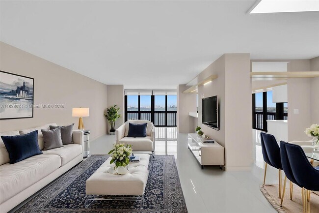 Building Photo - 2333 Brickell Ave