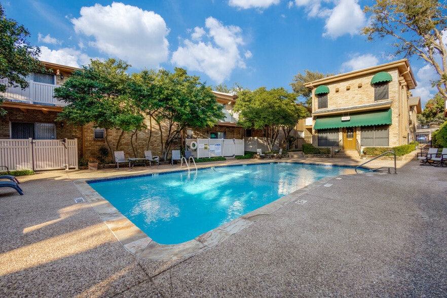 Lakeside on Spring Valley 1000 W Spring Valley Rd Richardson TX 75080