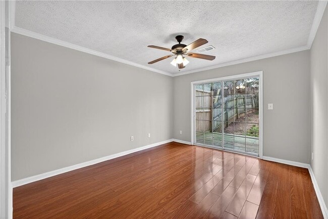 Building Photo - 1418 Shiloh Way NW