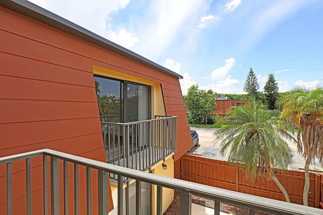 Building Photo - 1538-3 Park Meadows Dr