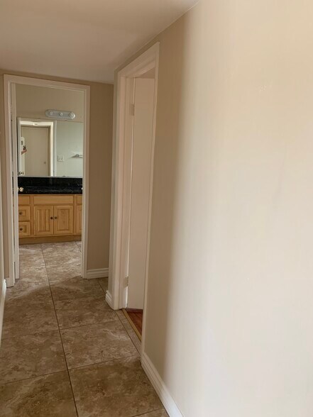 Building Photo - 1419 California St