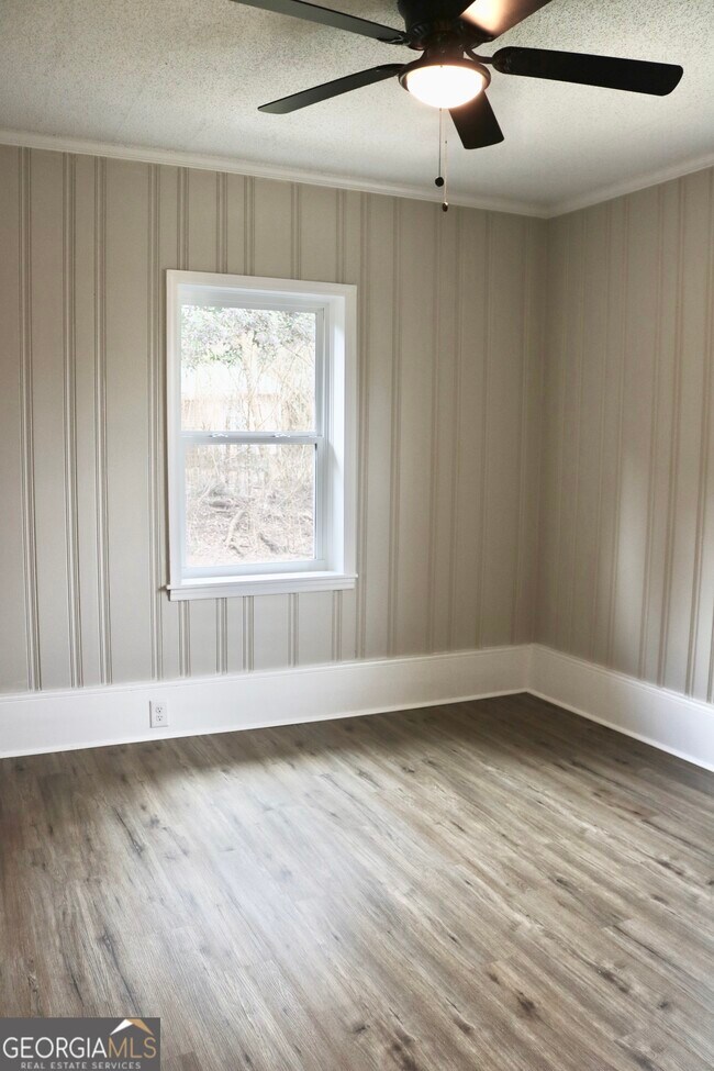 Building Photo - 118 Dougherty St