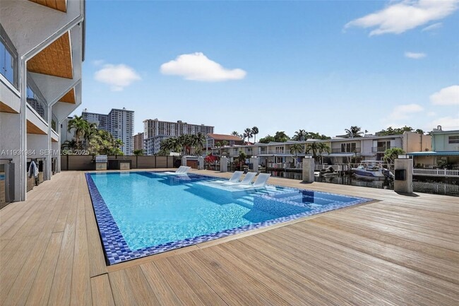 Building Photo - 3830 NE 171 St