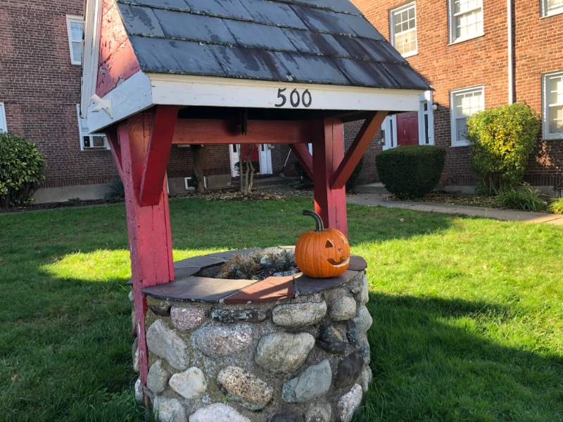 Building Photo - 500 Alma Terrace