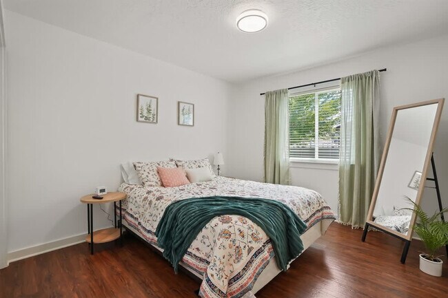 Building Photo - 11230 Silver River Loop