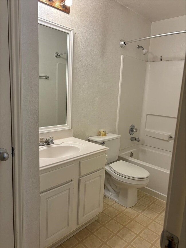 Building Photo - 12926 Pale Ivy Ln