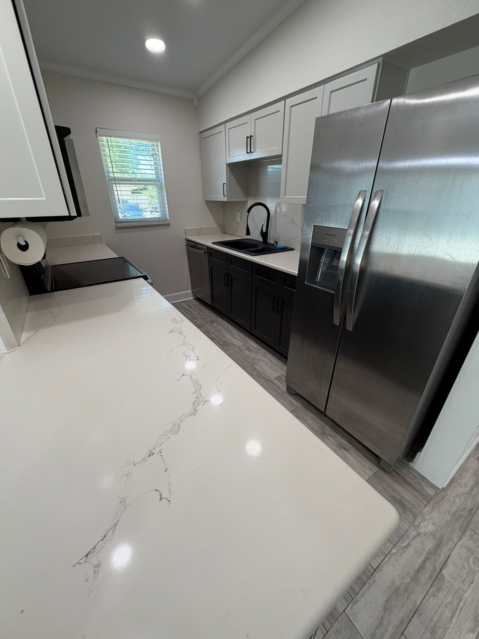 Building Photo - 268 2nd St