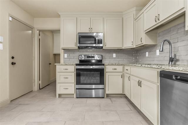 Building Photo - 556 Freestone Dr