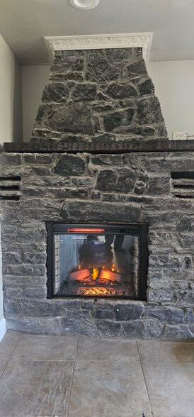 Building Photo - 4180 Division Hwy