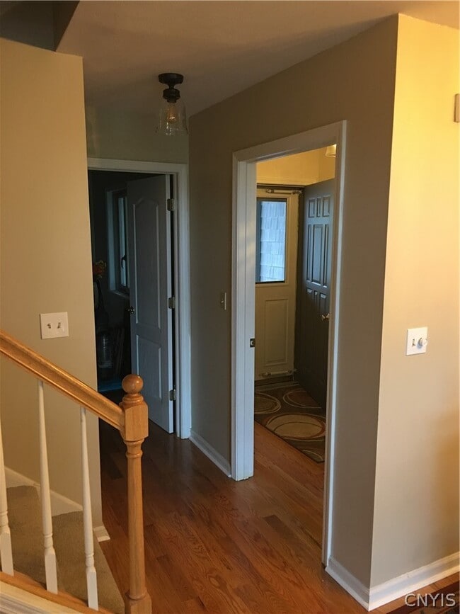 Building Photo - 69 Midlake Cir