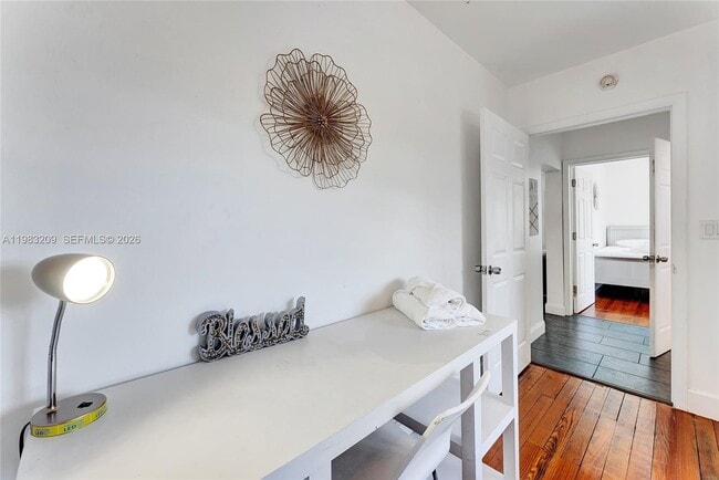 Building Photo - 107 Stirling Rd