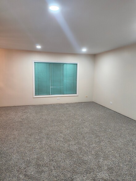 Building Photo - 1355 Blair Ln