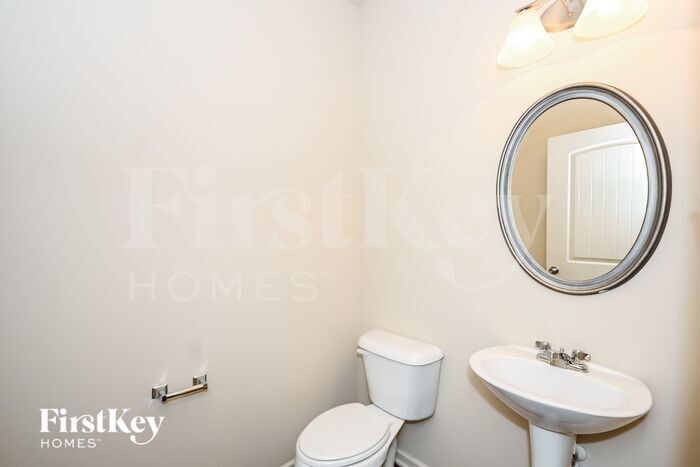 Building Photo - 136 Prominence Ct