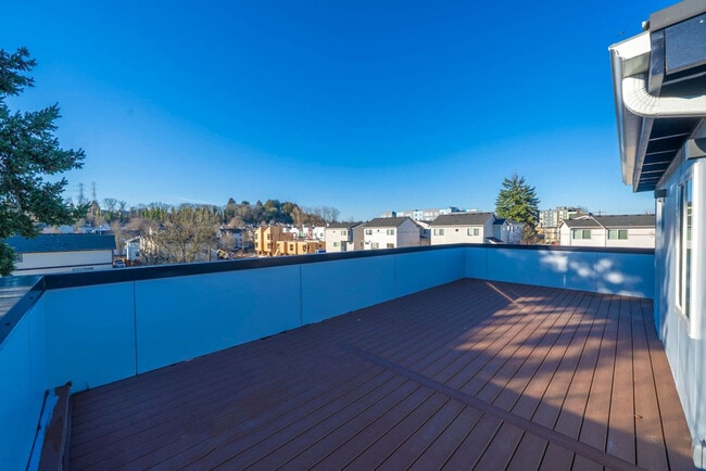 Building Photo - 7719 Renton Ave S