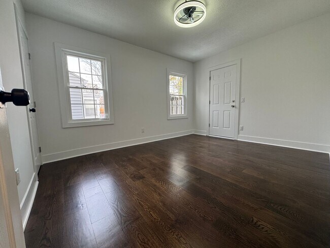 Building Photo - 3627 Lindholm Rd