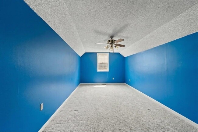 Building Photo - 676 Hermitage Trail