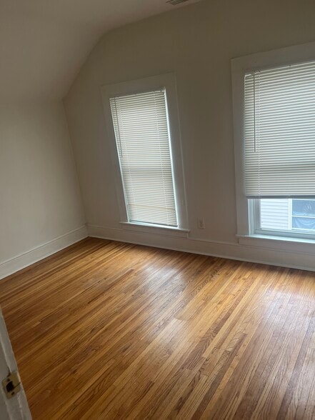 Building Photo - 238 E Suttenfield St