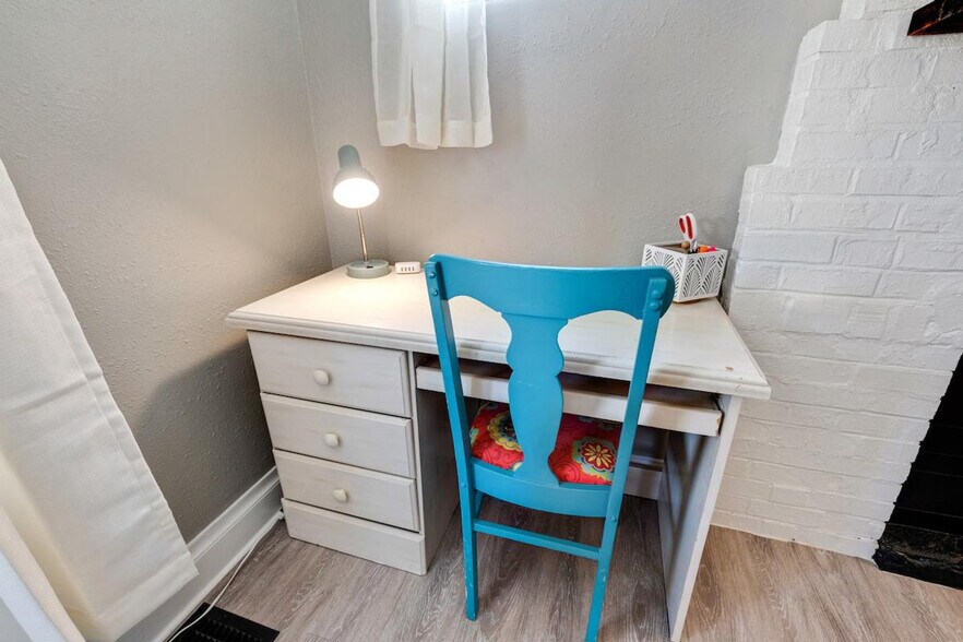 Building Photo - 1400 N Humboldt St