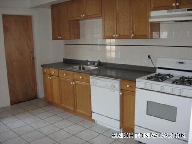 Building Photo - 41 Atkins St