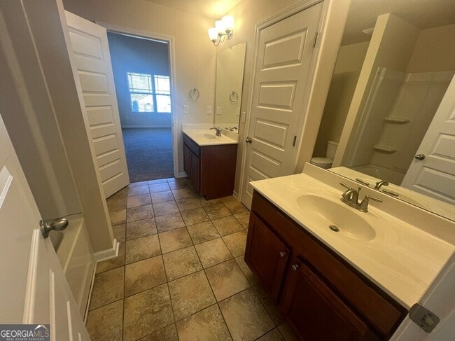 Building Photo - 130 Silver Peak Dr