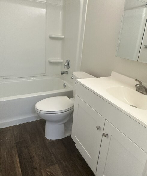 Building Photo - 2117 E 3300 S