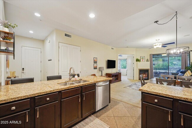 Building Photo - 36600 N Cave Creek Rd
