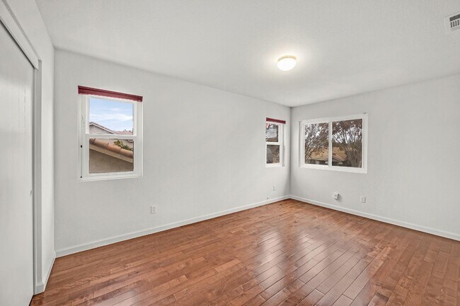 Building Photo - 1005 Mabel Josephine Ct