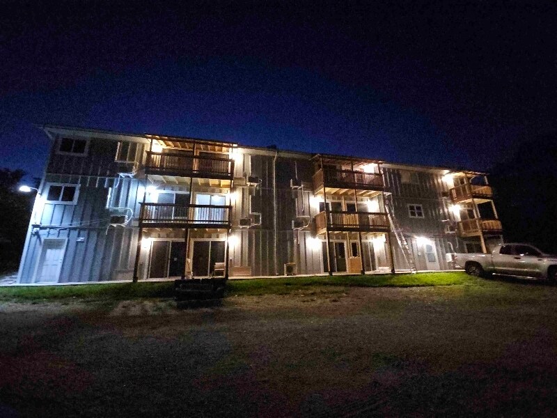 Building Photo - 2040 Indian Point Rd