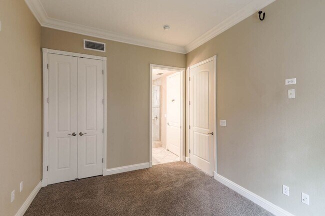 Building Photo - Lake Las Vegas 1st Floor Condo With Stunning Views And Garage