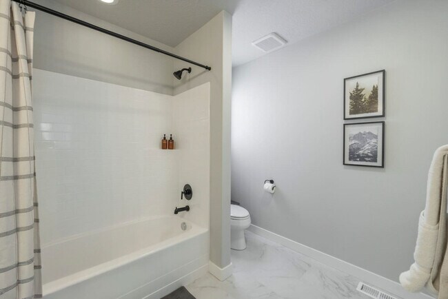 Building Photo - 1854 N High Uintas Ln