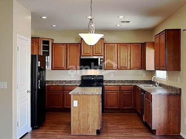 Building Photo - 148 S 108th Ave