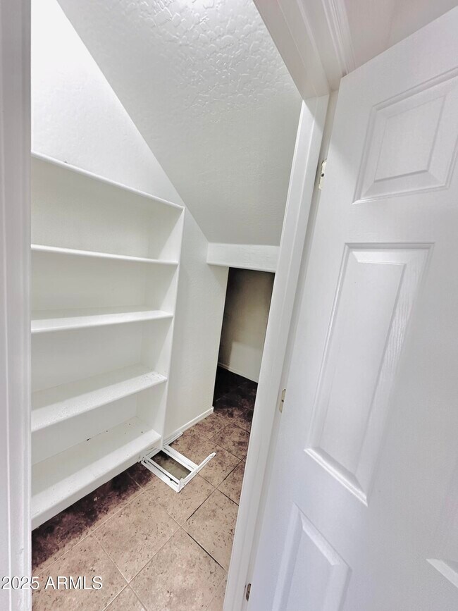 Building Photo - 3288 W Mineral Butte Dr