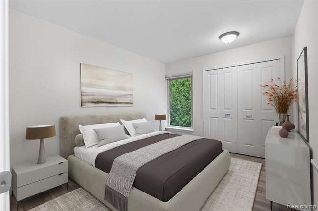 Building Photo - 1476 Oakbrook E Dr