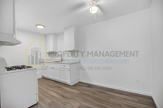 Building Photo - Arleta Ct