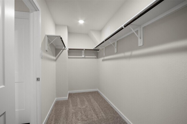 Building Photo - 7746 Bergamot Cir