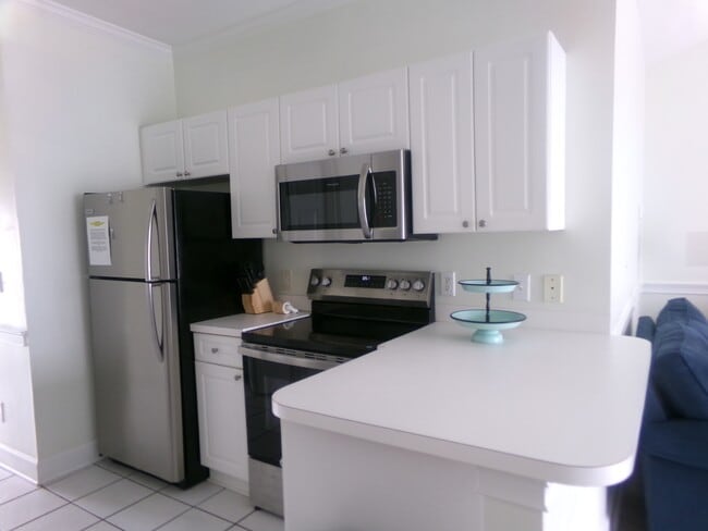 Building Photo - 4856 Carnation Cir