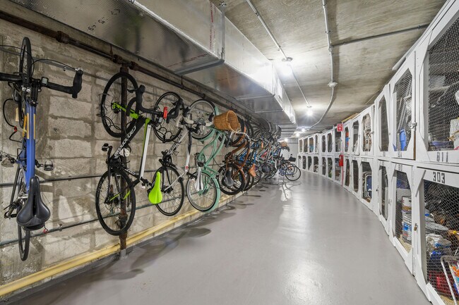 Building Photo - 2774 S Ocean Blvd