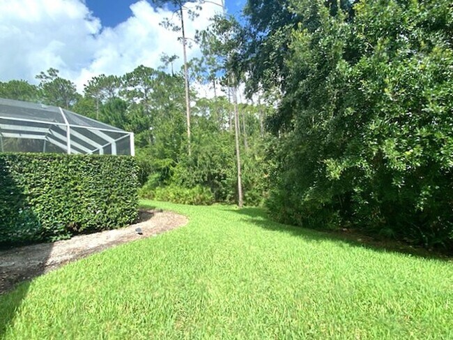 Building Photo - Beautiful Breakaway Trails Pool Home