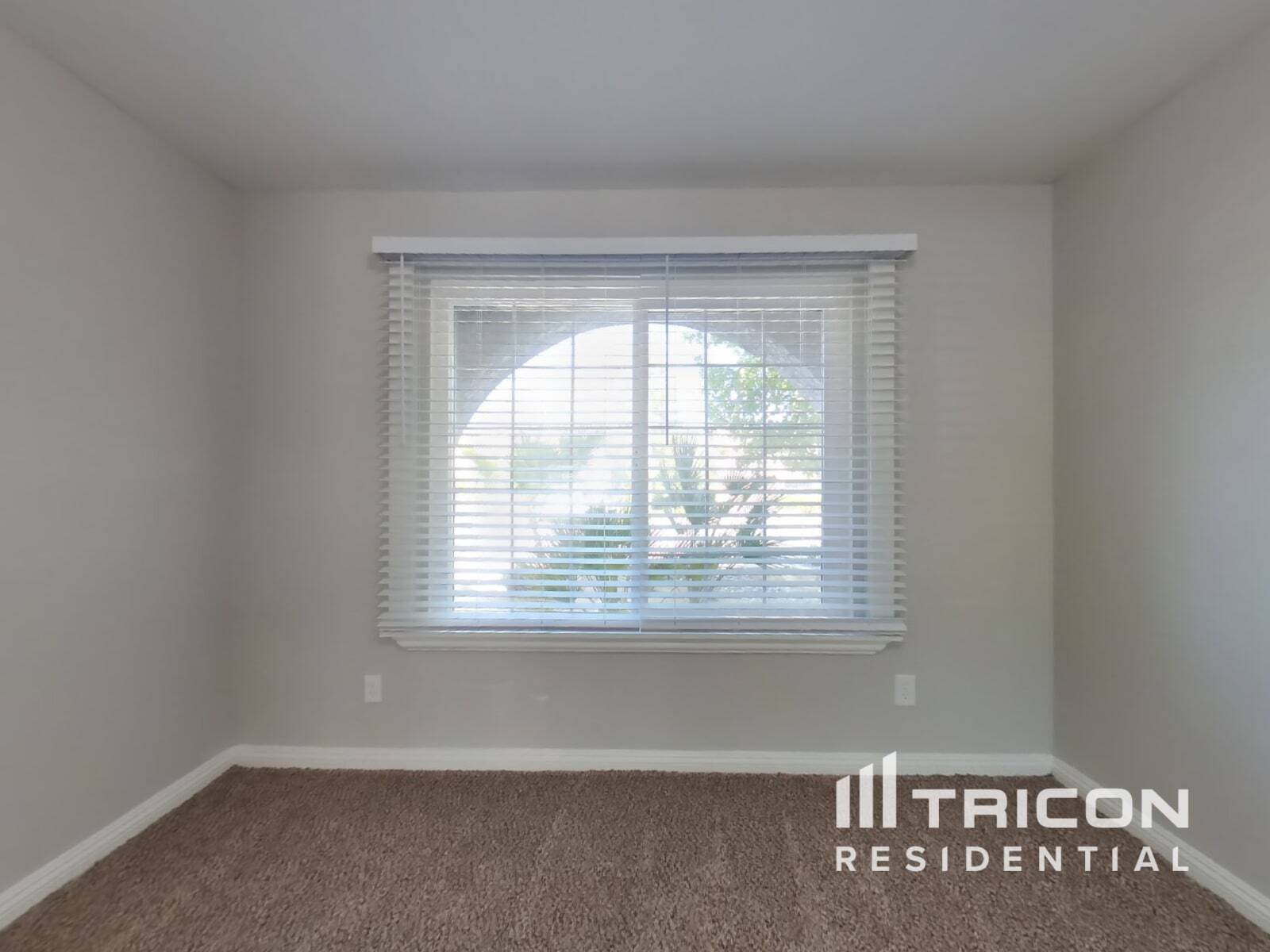 Building Photo - 41412 Yancey Ln