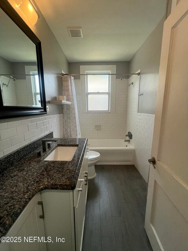 Building Photo - 2929 Forbes St